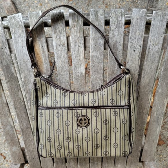 GIANI BERNINI Striped Signature Print Shoulder Bag - Picture 5 of 8